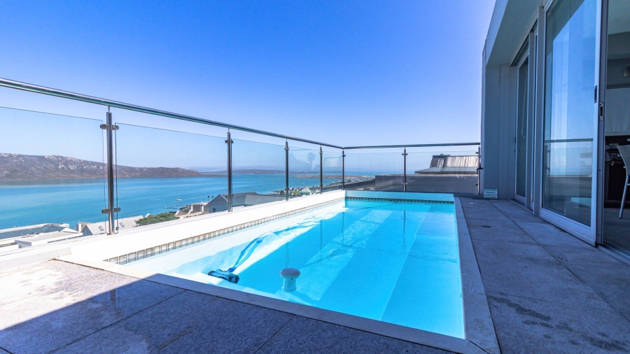 6 Bedroom Property for Sale in Myburgh Park Western Cape